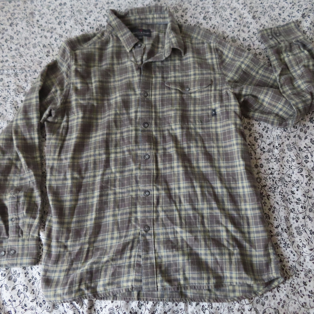 Men's L Beach & Barn  Long Sleeve Button Down Shirt flannel brown plaid